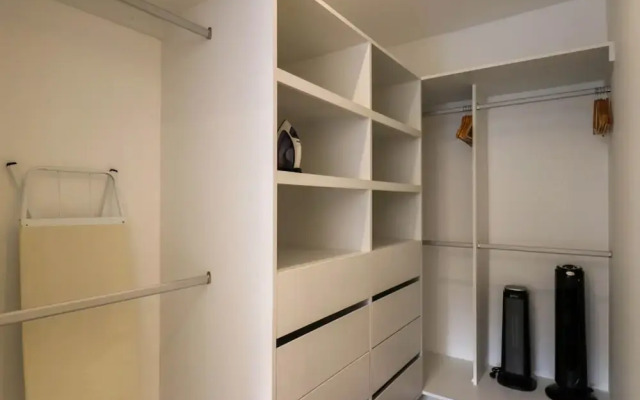 w Brilliant 2BR w Balcony in Miraflores