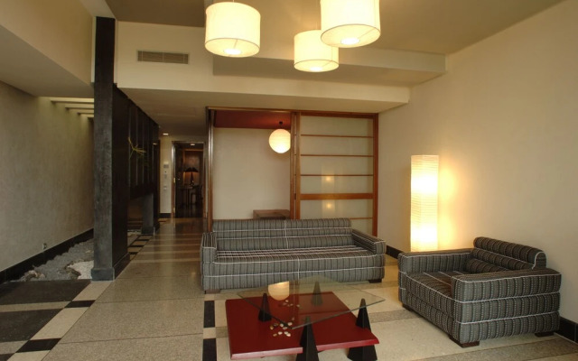 Des Arts Resort & Spa