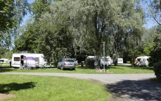 Camping Du Port De Plaisance