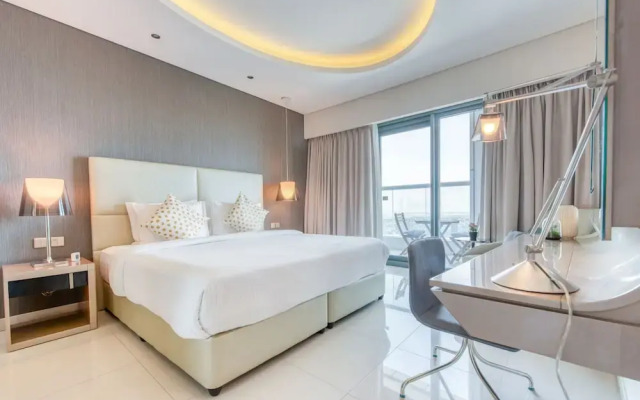 Maison Privee - Cool Dubai Apt next Burj Khalifa & Design District