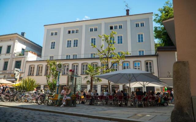 Art Hotel