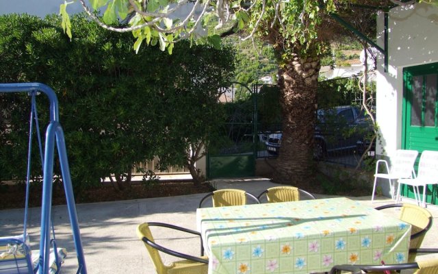 Apartment With 3 Bedrooms in Baška Voda, With Furnished Terrace and Wi