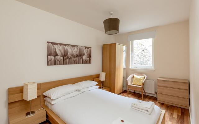 Silver Lining - Grassmarket Apartments