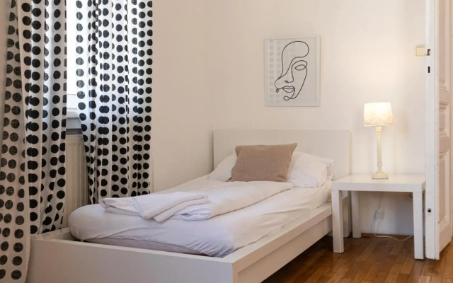 Simple Apartment near Wiener Stadthalle