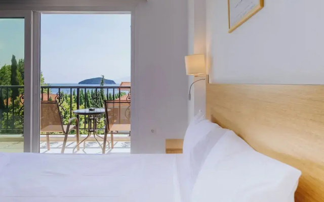 Blue Bay Hotel