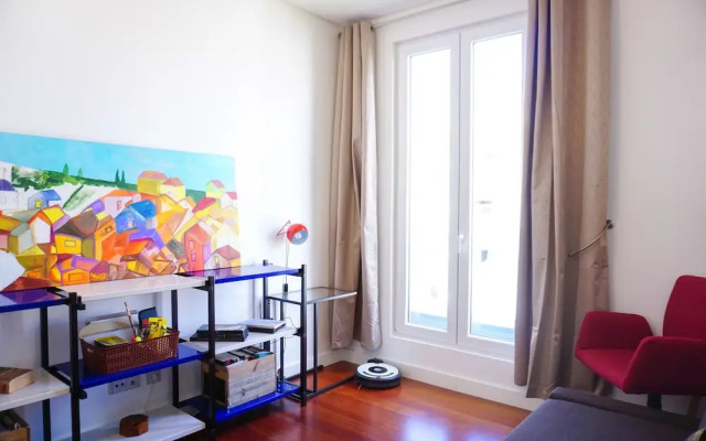 Gulbenkian Terrace Bright Luxury Apt