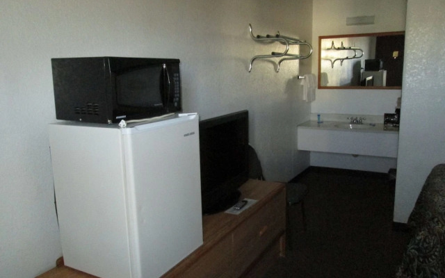 Motel 10