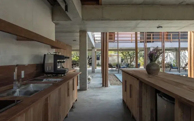 Hachi Homestay & Spa