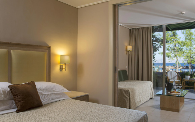 Kontokali Bay Resort & Spa