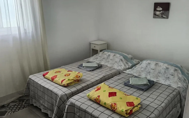 Tropicana Holiday Apartments