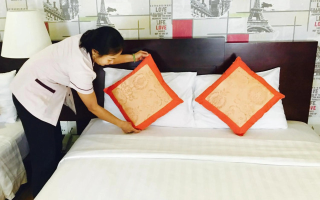 Little Brick Saigon Hotel