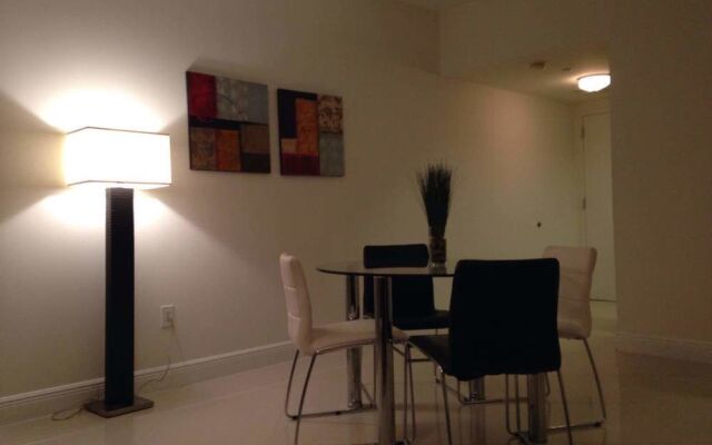 Lyx Miami Suites