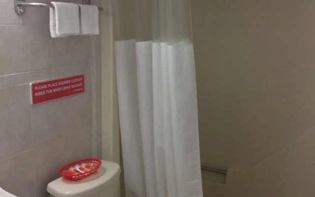 Red Carpet Inn - Bridgeton Vineland