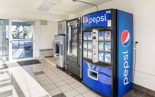 Motel 6 Denver, CO – Downtown