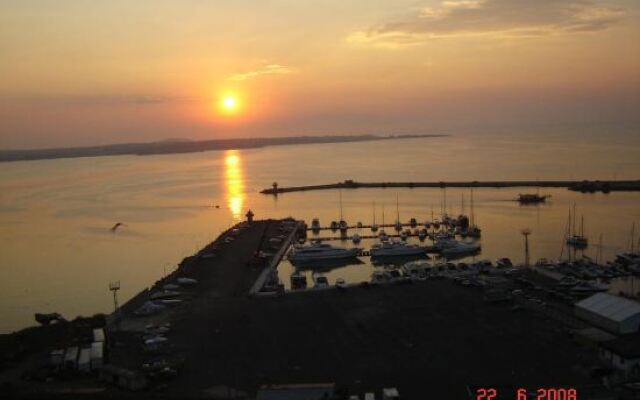 Panoramic Penthouse Sozopol