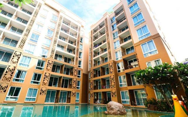 Atlantis Condo Resort by Natnarin