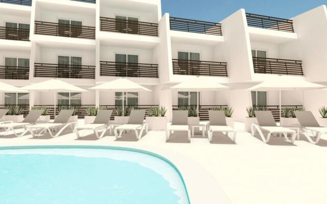 Palmanova Suites by TRH