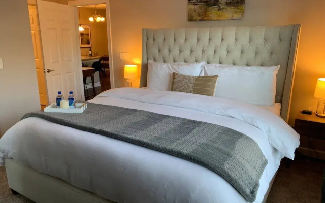 Luxury Polaris 2BR 1st Floor Pet-friendly