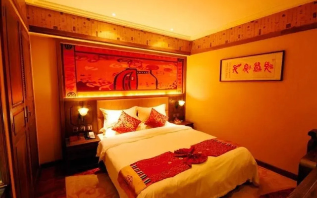 Lijiang Golden Path Hospitality