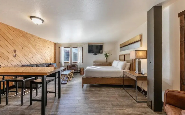 122 Bldg B 1 Bedroom Studio