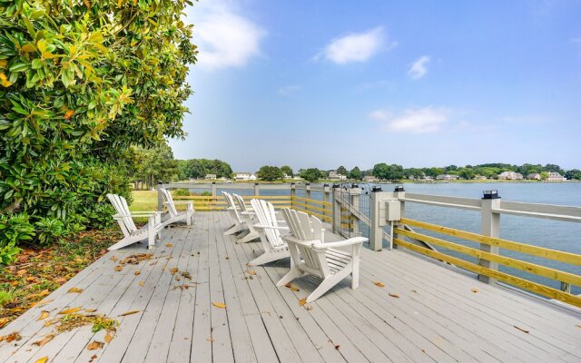 Bayfront Heathsville Home w/ Crabbing Pier!