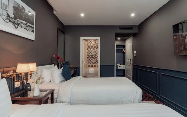 Kin Hotel Dong Du
