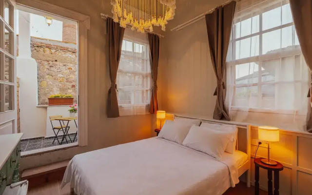 Ivy Ayvalik café & bar