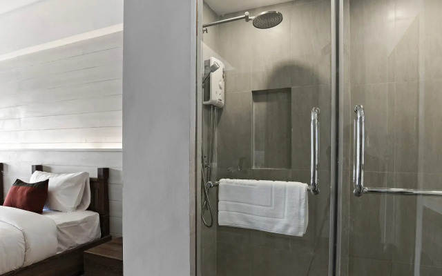 B2 Mae Hong Son Premier Hotel