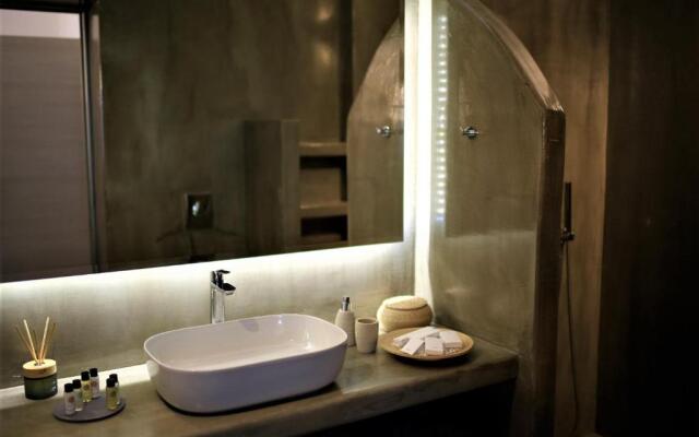 A Lux Villas Santorini