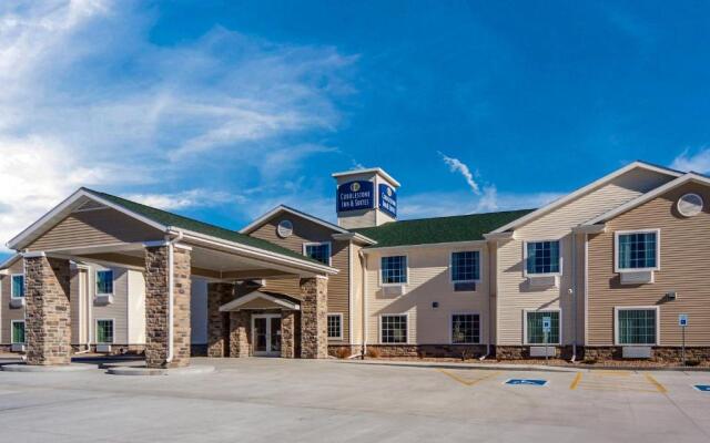 Cobblestone Inn & Suites-Fremont