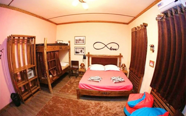 Sunrise Caravan Stay Hostel