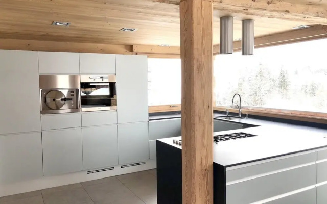 Chalet With 5 Bedrooms in Praz-sur-arly, With Wonderful Mountain View,