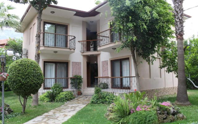 Nirvana Apart Hotel