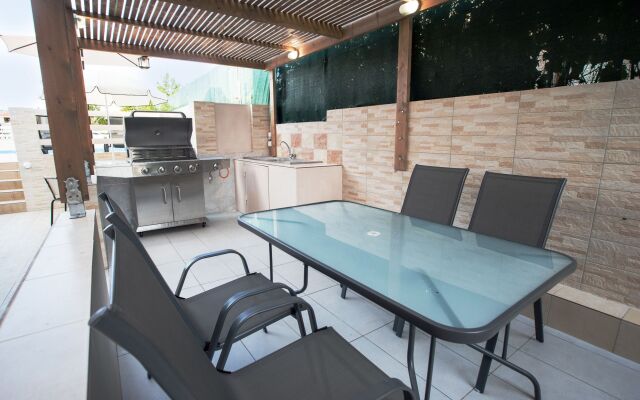 Naiades Luxury Apartments