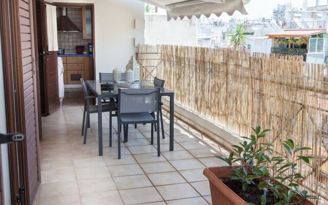 Gorgeous apartment in Piraeus