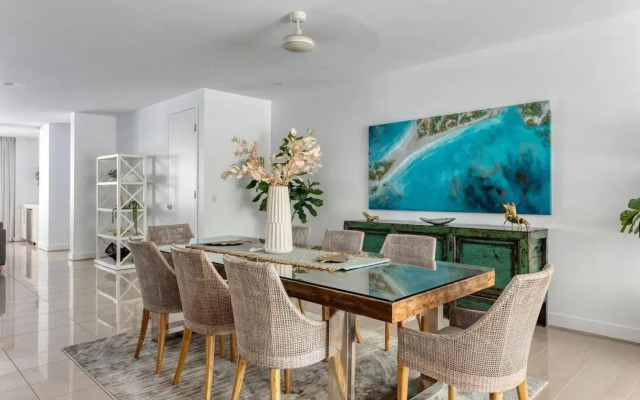 Beachfront Condo 5301 at Drift Resort