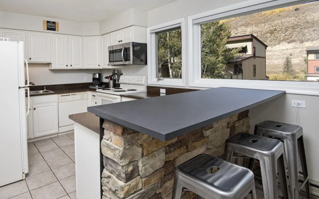 H1 Meadow Creek Condominiums 3 Bedroom Condo