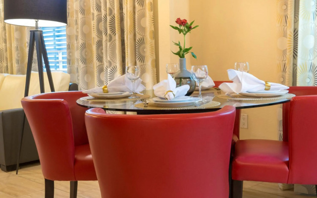 Tradewinds Apartment Hotel