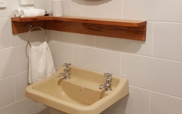 Alexandria Bed & Breakfast