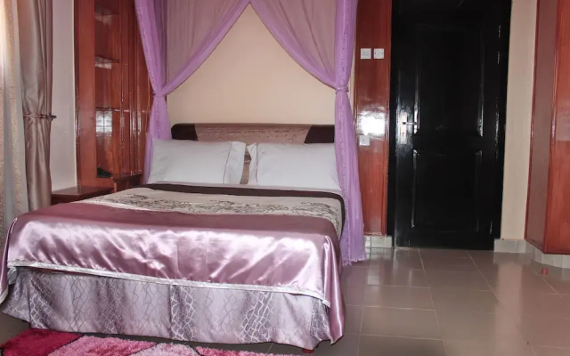 Tick Hotel