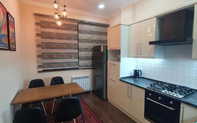 Apartment near Airport and Railway st. 4+ guests