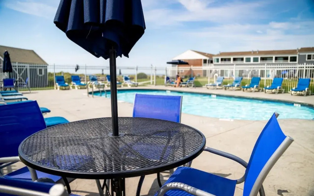 Edgewater Beach Resort, a VRI resort