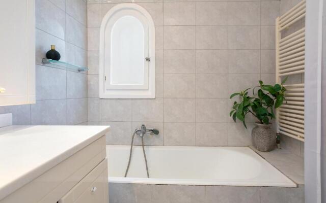 Ionian homm Palm Villa w/ Pool 15ppl in Zante