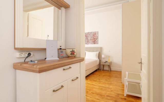 Alexandras Luxury Heaven