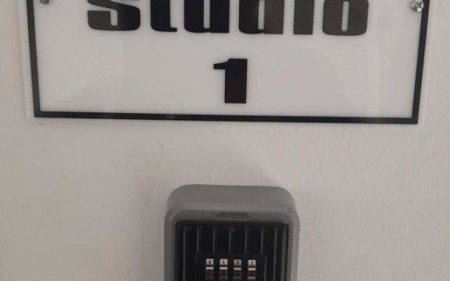 Central Studio 1