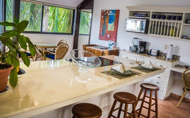 Royal Palms 6 1 Bedroom Condo by RedAwning