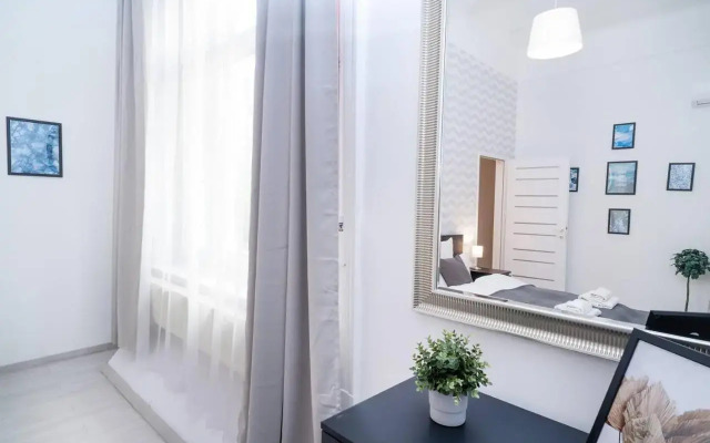 Central and New design apartment