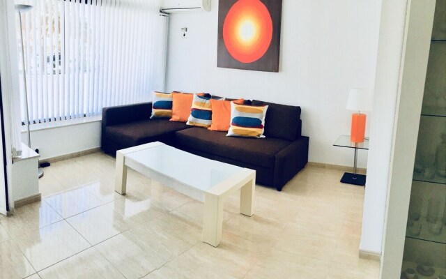 Playamar - Exclusive Beach Apartment With Pool, Tennis and Wifi