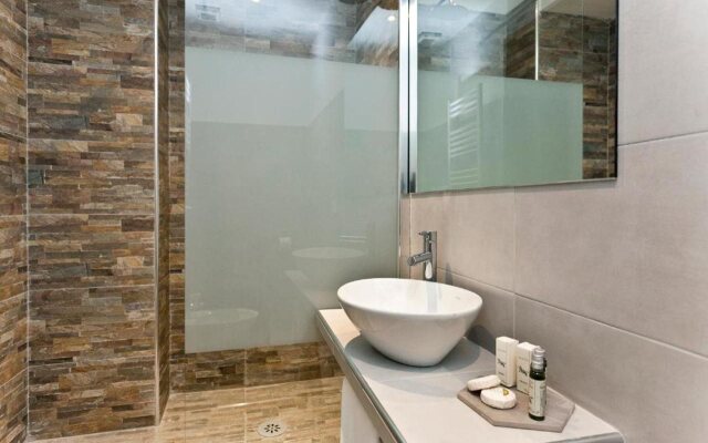 Aeterna Suites Collection