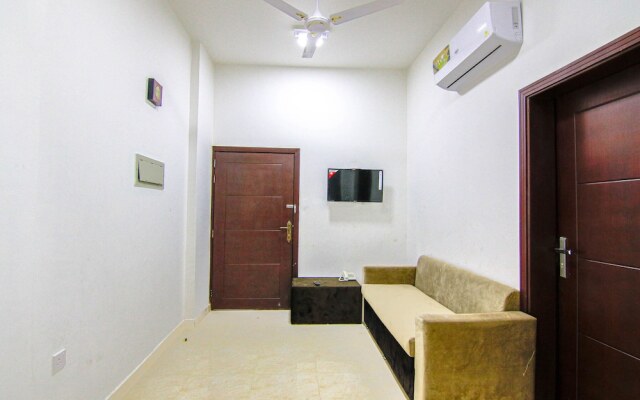 OYO 130 Al Gazzaz Furnished Apartment